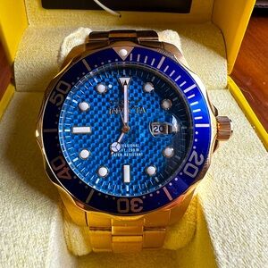 Invicta Pro Diver Gold With Blue Mesh Face